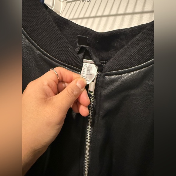 H&M Faux Black Leather Bomber Jacket - Picture 2 of 3